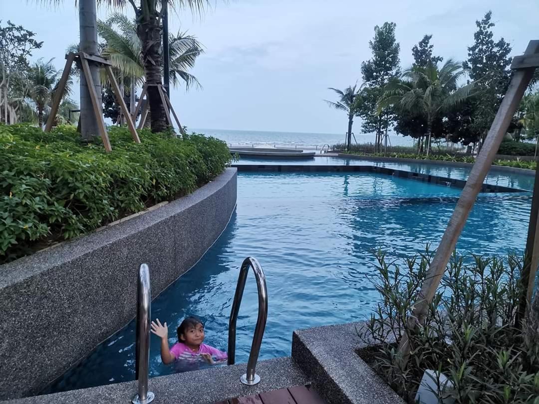 Timur Bay Sea View & Pool View 2Br Family Suite Kampung Saberang Balok Exterior foto